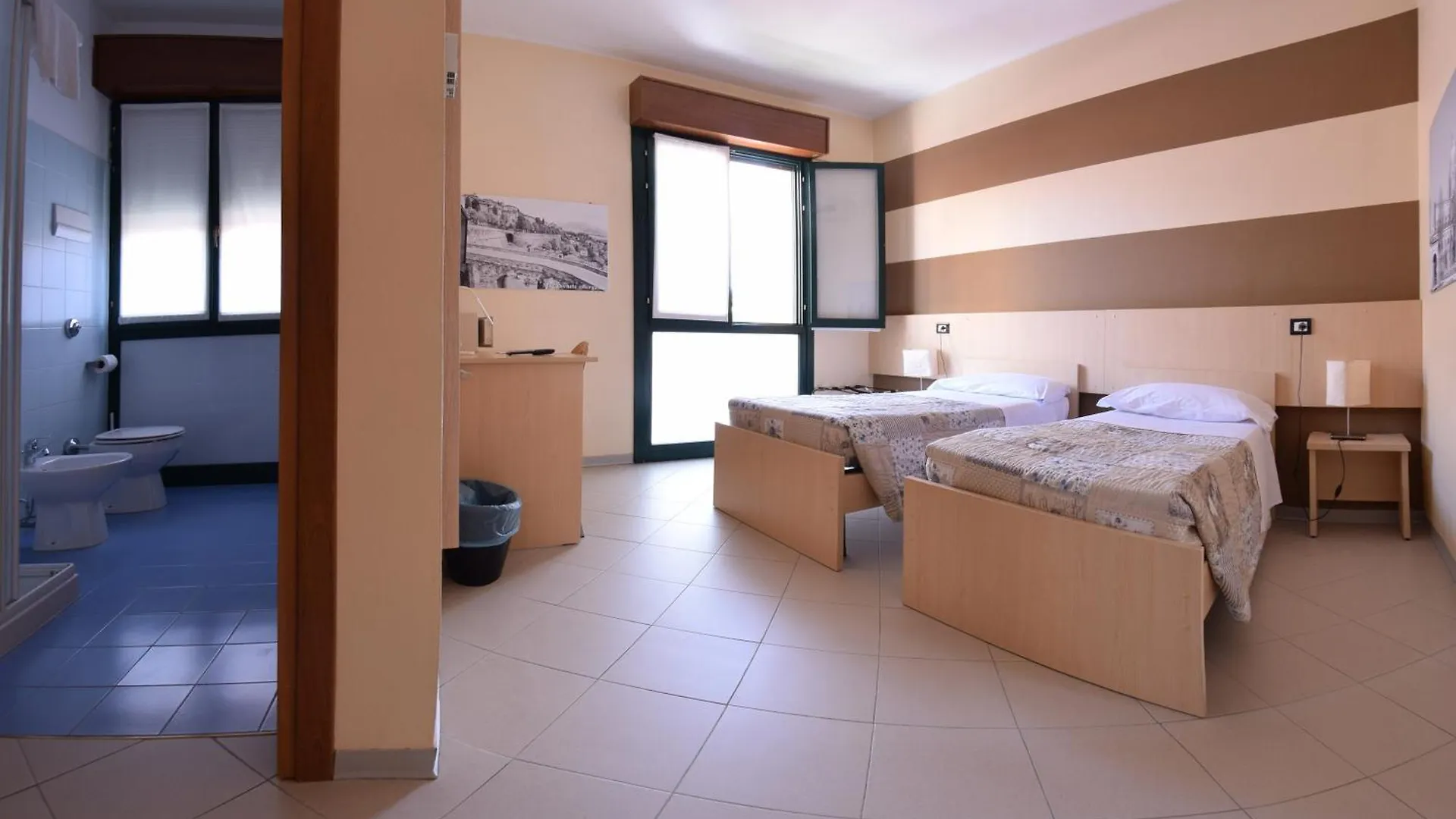 Central Hostel Bg Μπέργκαμο