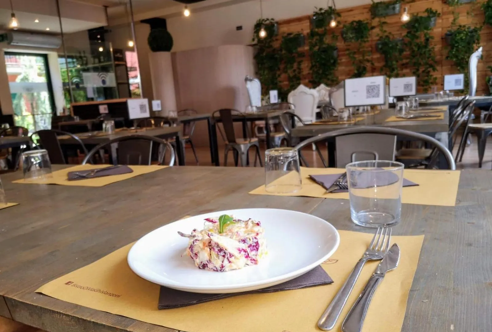 Central Hostel Bg Μπέργκαμο