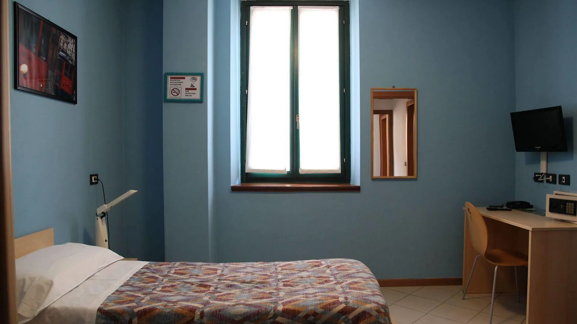 Central Hostel Bg Μπέργκαμο