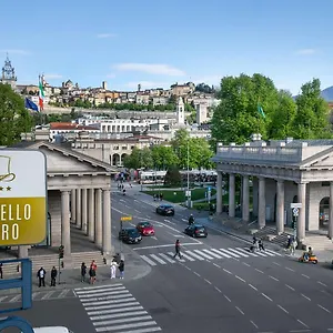 https://best-western-premier-cappello-doro.italymilanhotels.net